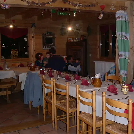 Gite La Charmette Värdshus *